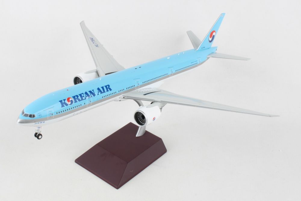 GeminiJets 1/200 Korean Boeing 777-300ER G2KAL1099