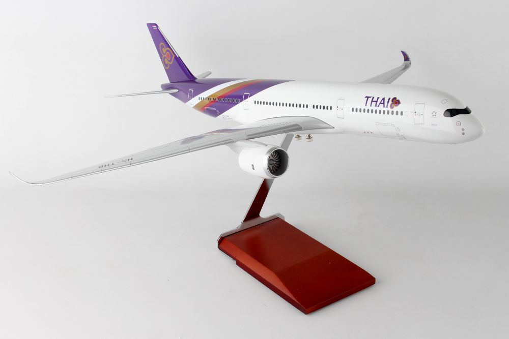 SkyMarks Supreme 1/100 Thai A350-900