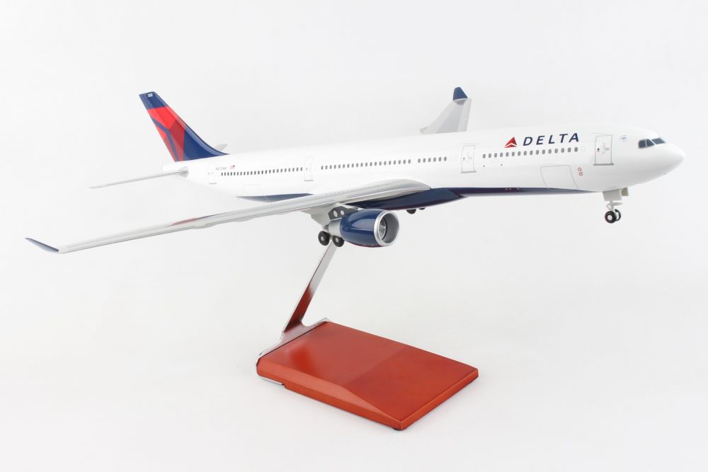 SkyMarks Supreme 1/100 Delta Air Lines A330-300