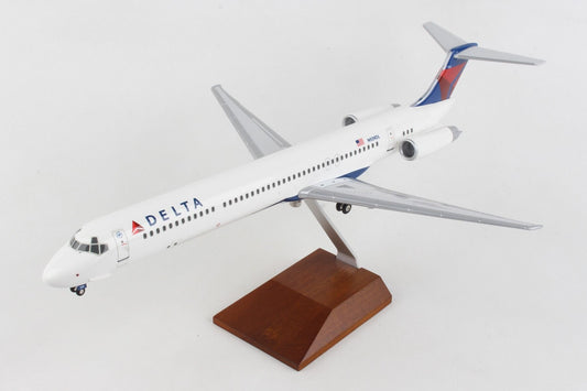 SkyMarks Supreme 1/100 Delta MD88